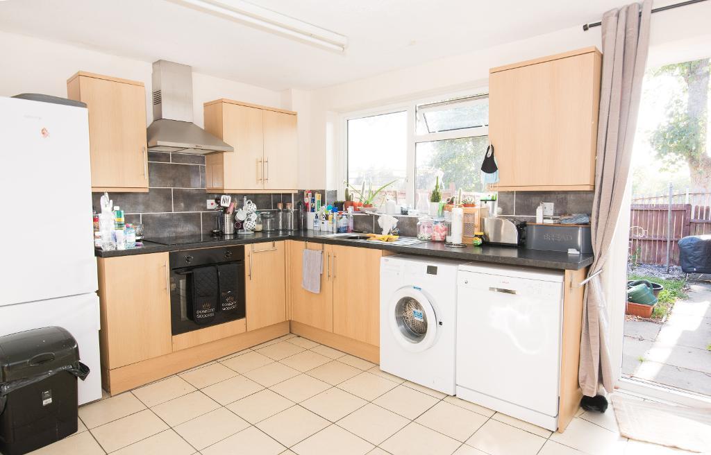 Hawkins Close, Rothwell, Northants, NN14 6TB