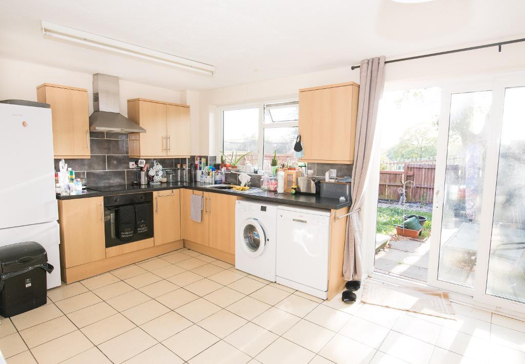 Hawkins Close, Rothwell, Northants, NN14 6TB