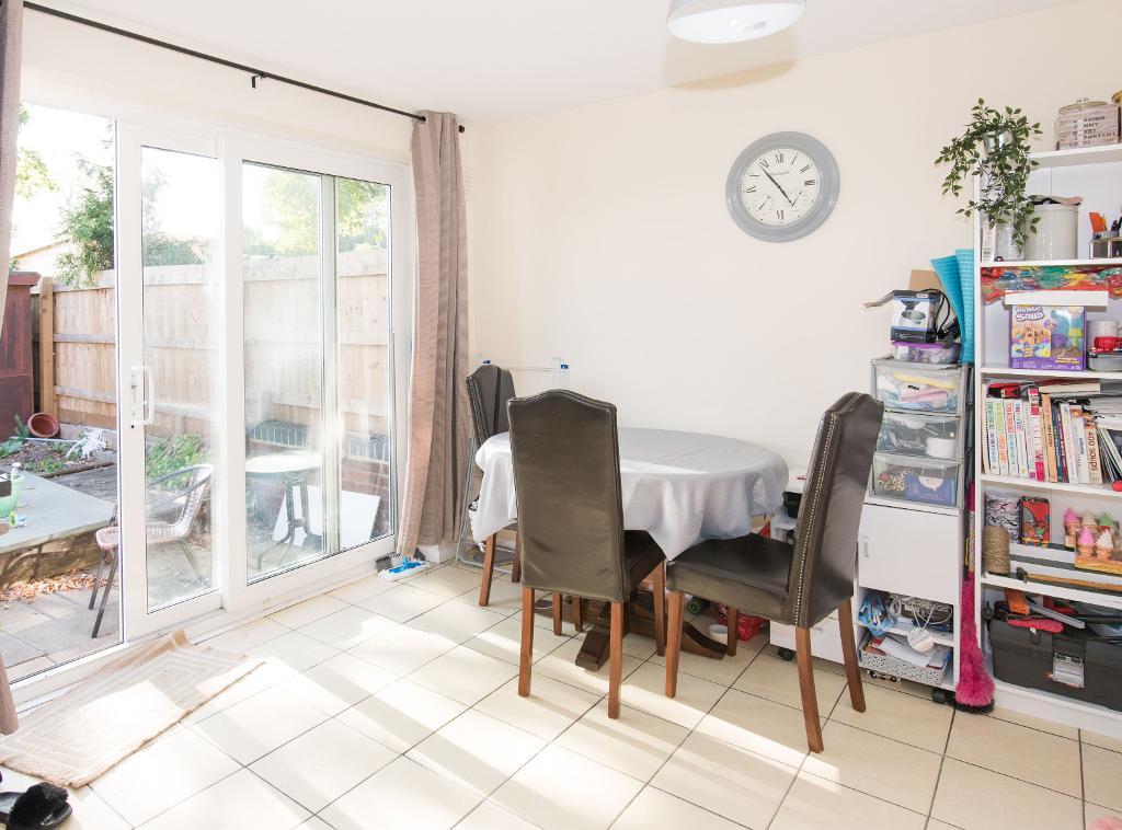 Hawkins Close, Rothwell, Northants, NN14 6TB