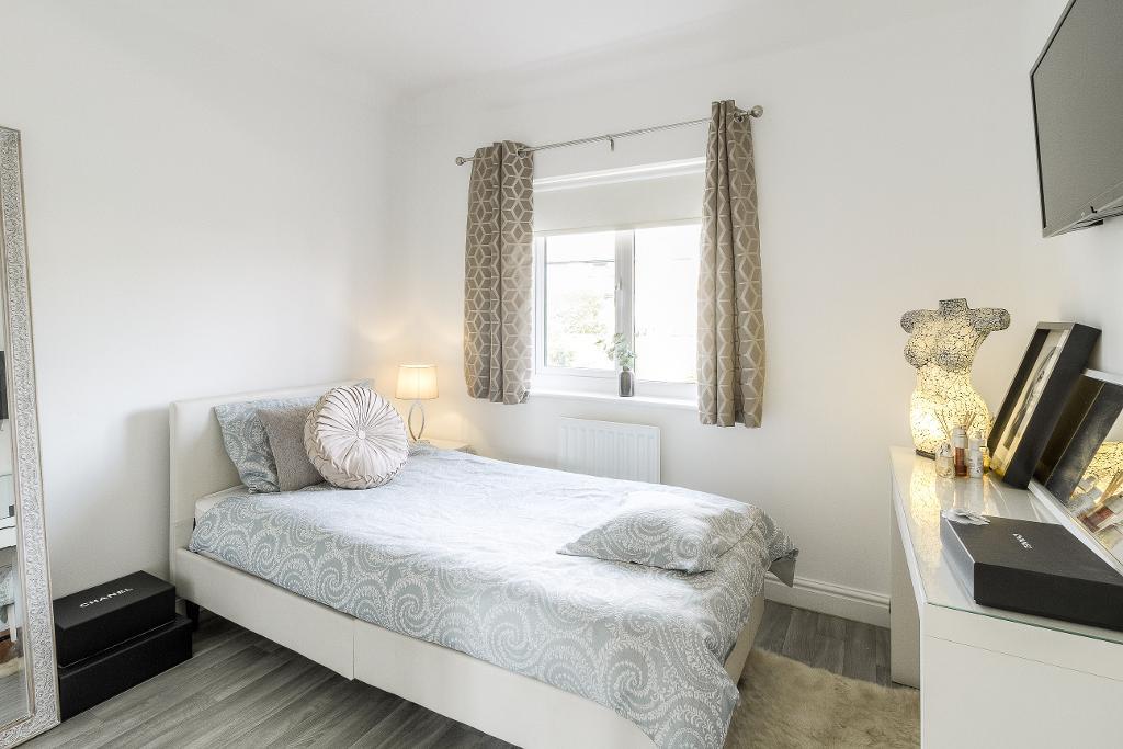 Manor Road, Barton Seagrave, Northants, NN15 6WE