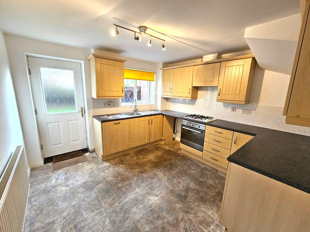 **NO CHAIN** - Mulberry Close, Desborough, Northamptonshire, NN14 2JQ