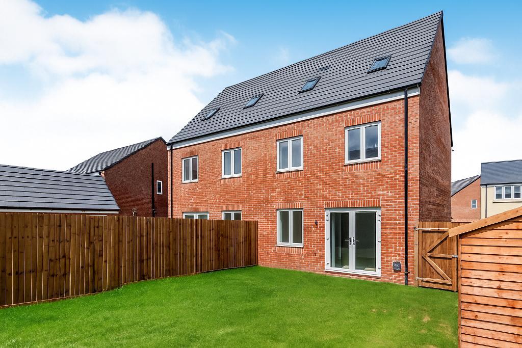 Garland Road, Weldon Park, Corby, Northants, NN17 3FN