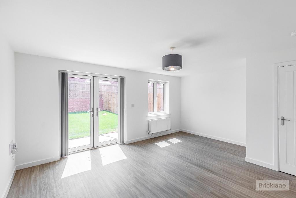 Garland Road, Weldon Park, Corby, Northants, NN17 3FN