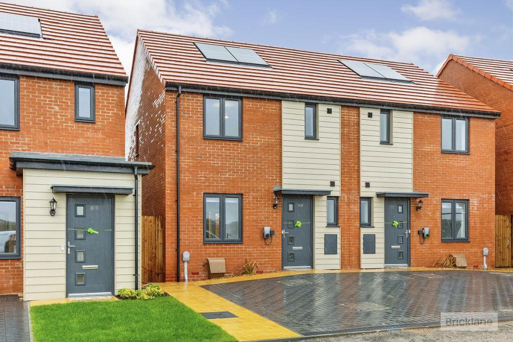 Mostyn Street, Wellingborough, Northants, NN8 6BZ