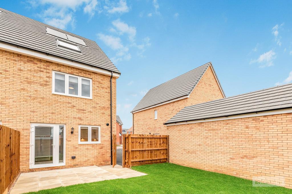 Maize Close, Overstone, Northamptonshire, NN6 0TH