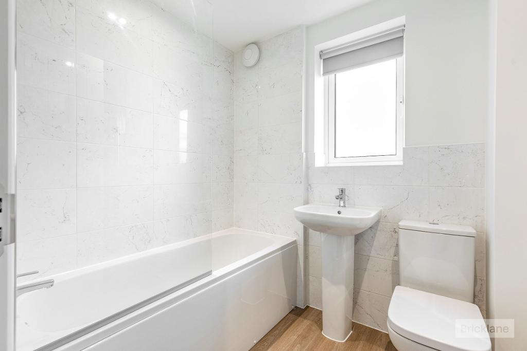 Maize Close, Overstone, Northamptonshire, NN6 0TH