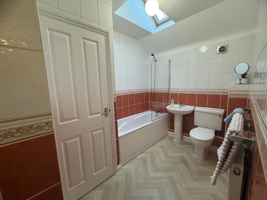 Silkweavers Mews, Rothwell, NN14 6FY