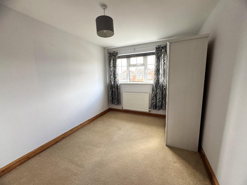 Slade Valley Avenue, Rothwell, NN14 6HR