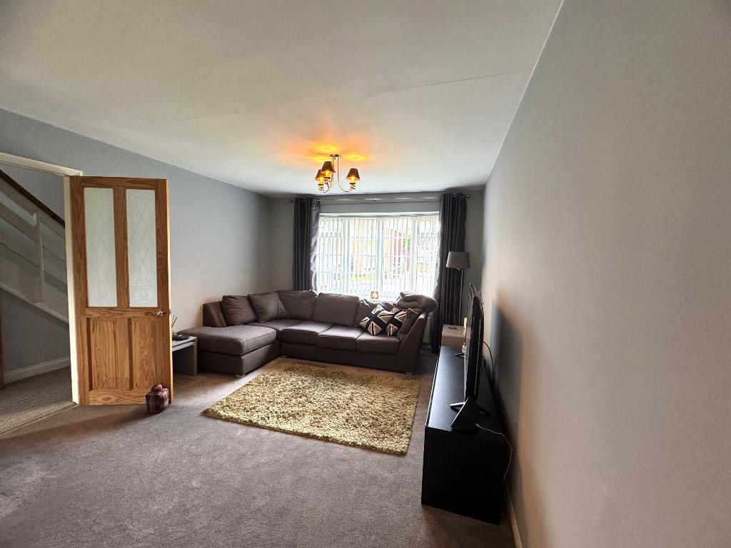 Slade Valley Avenue, Rothwell, NN14 6HR