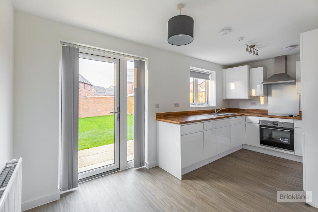 Mostyn Street, Wellingborough, Northants, NN8 6BZ