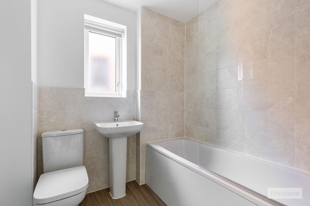 Mostyn Street, Wellingborough, Northants, NN8 6BZ