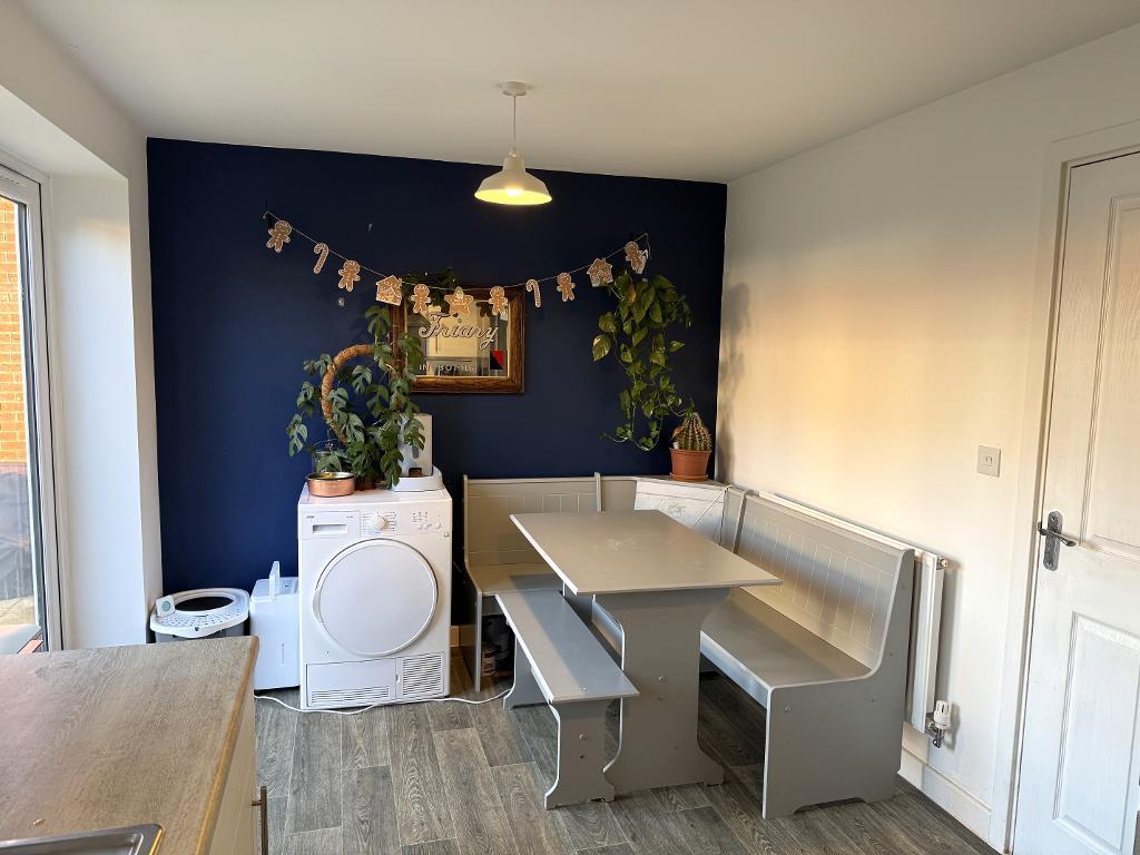 Manningham Lane, Barton Seagrave, Kettering, NN15 6RL