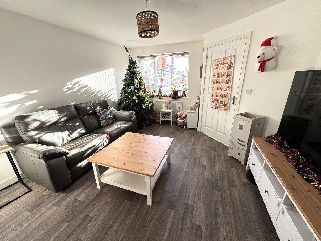 Manningham Lane, Barton Seagrave, Kettering, NN15 6RL