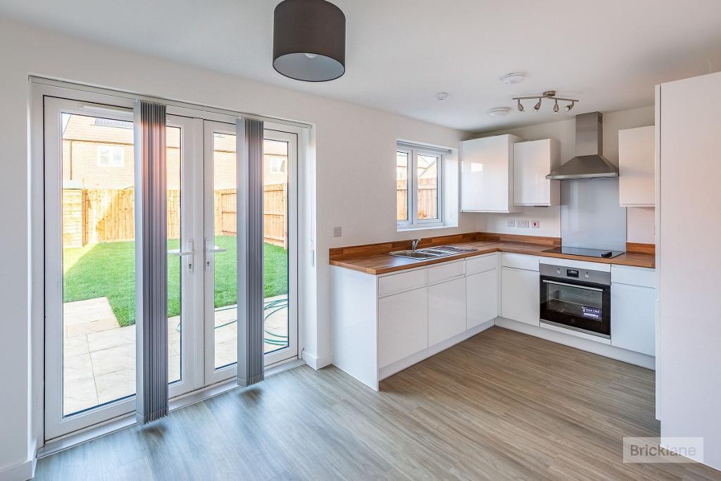 Blackcap Close, Rothwell, NN14 6GF