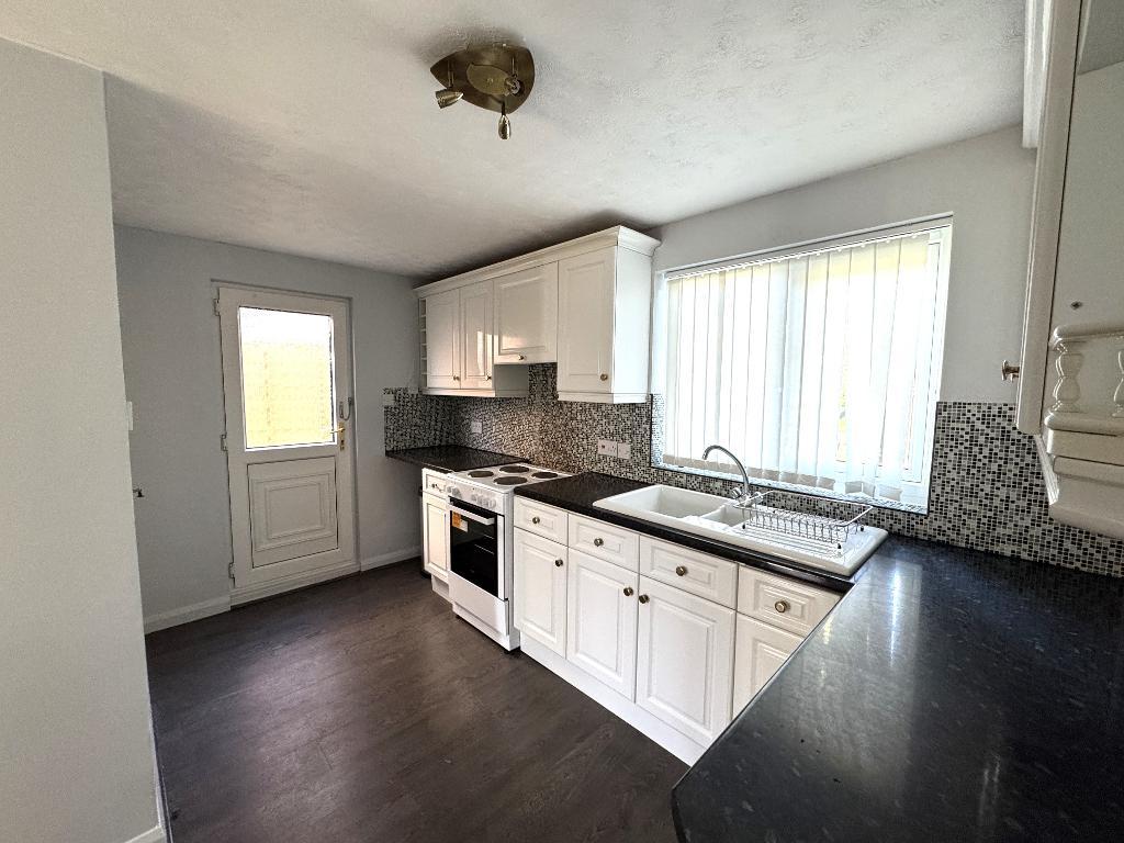 Eastbrook Hill, Desborough, Northants, NN14 2QQ