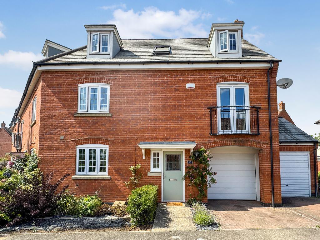 Ironwood Avenue, Desborough, Kettering, Northamponshire, NN14 2JJ